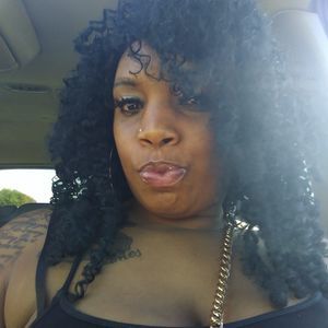 Meet your Posher, Tay